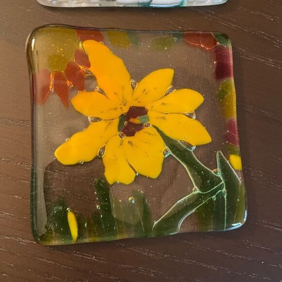 Glass Mosaic Colorful Coasters Yard Art set of 4 - Picture 4 of 13